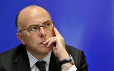 AU SECOURS ! Cazeneuve pète les plombs !