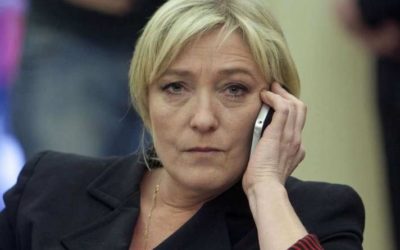 Assistants parlementaires du FN: Marine Le Pen mise en examen pour abus de confiance