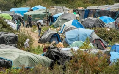 Calais : des centaines de migrants tentent d’entrer dans le tunnel sous la Manche