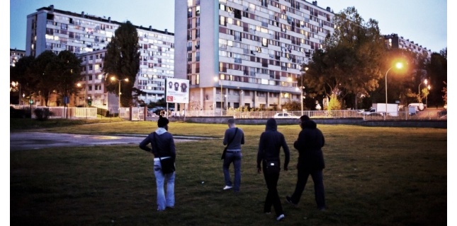 Des Algériens témoignent : « La ville de Grigny (91) , elle ne fait pas partie de la France »