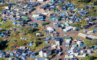 Les clandestins de la jungle de Calais, sont privés de piscine