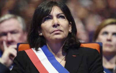 Migrants, HLM, embouteillages… Un livre dézingue la politique d’Anne Hidalgo