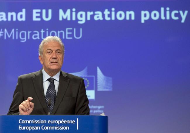 “Nous n’arrêterons jamais l’immigration”, affirme un commissaire européen