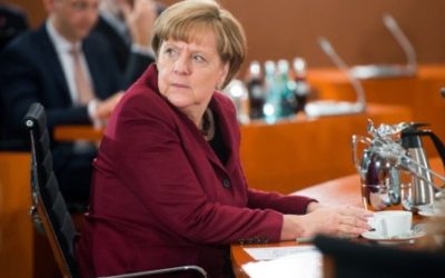 Allemagne: un élu mécontent envoie un car de « réfugiés » chez Merkel