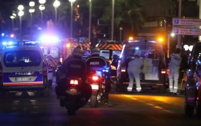 Attentat de Nice: au moins 84 morts et 18 blessés en « urgence absolue »